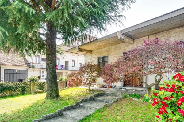 appartamento in vendita a Saronno