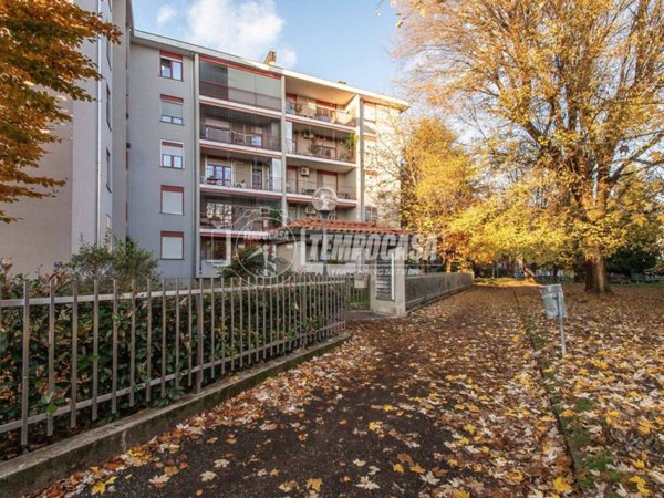 appartamento in vendita a Saronno