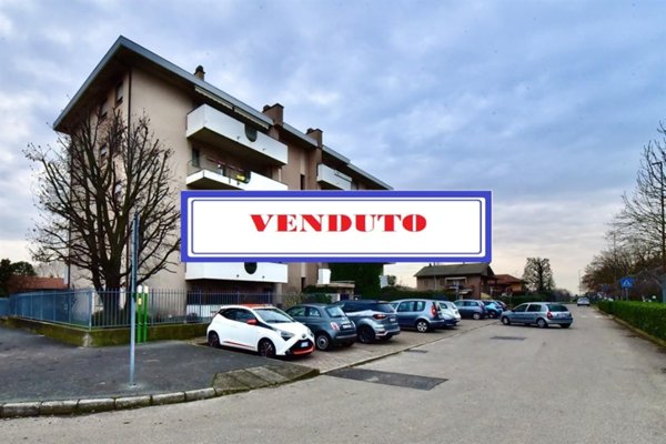 appartamento in vendita a Saronno