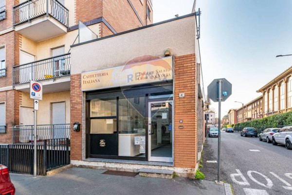 negozio in vendita a Saronno