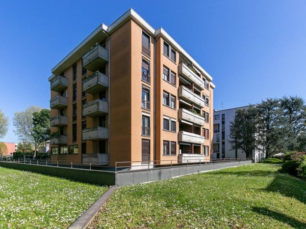 appartamento in vendita a Saronno