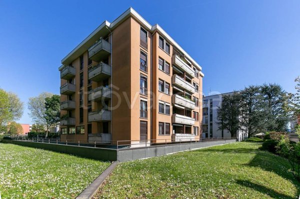appartamento in vendita a Saronno