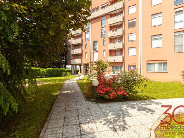 appartamento in vendita a Saronno