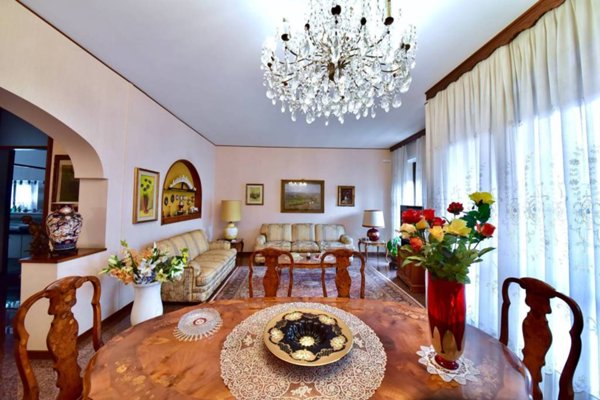 appartamento in vendita a Saronno