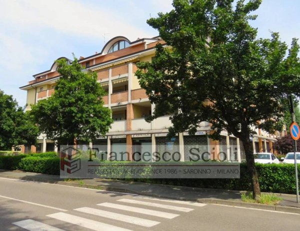 appartamento in vendita a Saronno