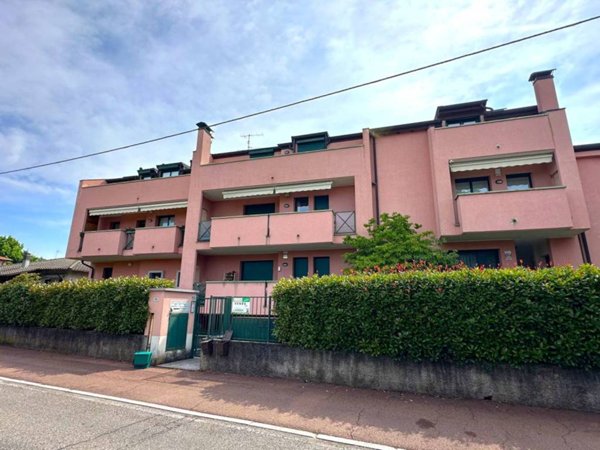 appartamento in vendita a Saronno