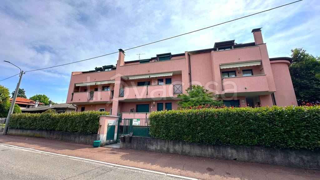 appartamento in vendita a Saronno