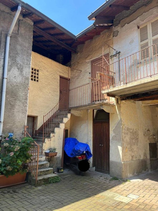 appartamento in vendita a Saronno