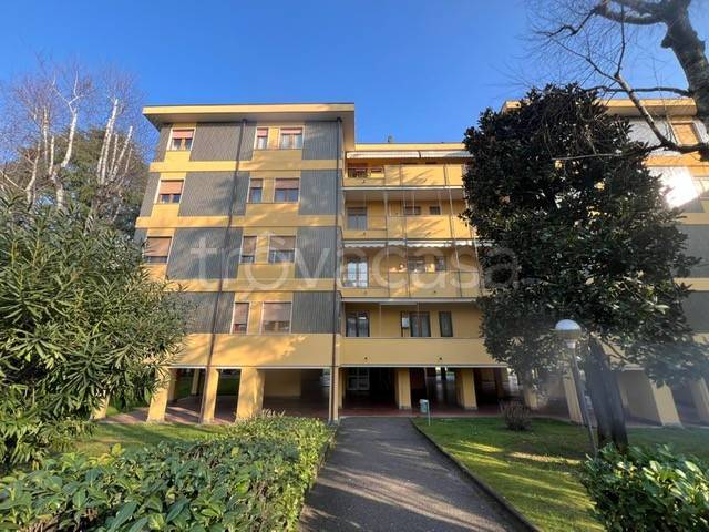 appartamento in vendita a Saronno