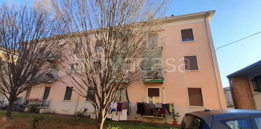 appartamento in vendita a Saronno in zona Cascina Colombara