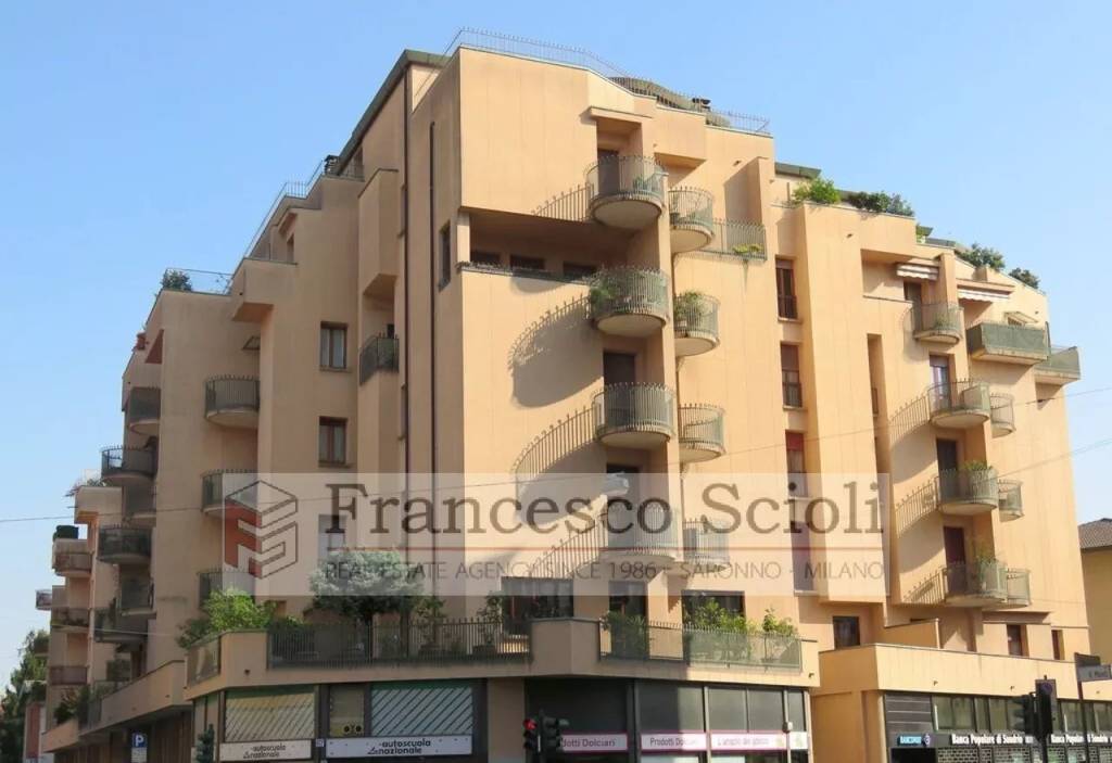 appartamento in vendita a Saronno