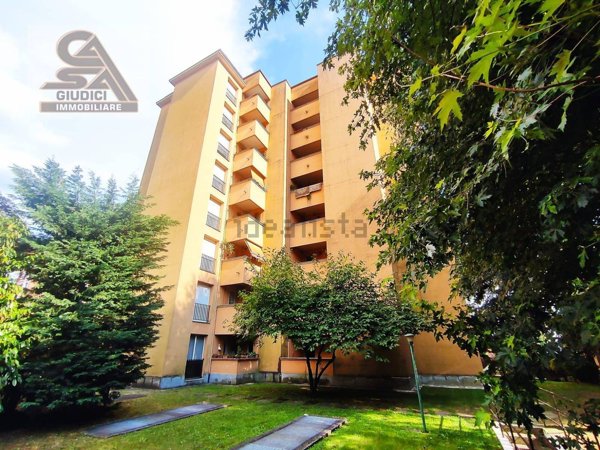 appartamento in vendita a Saronno