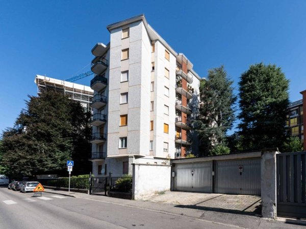 appartamento in vendita a Saronno