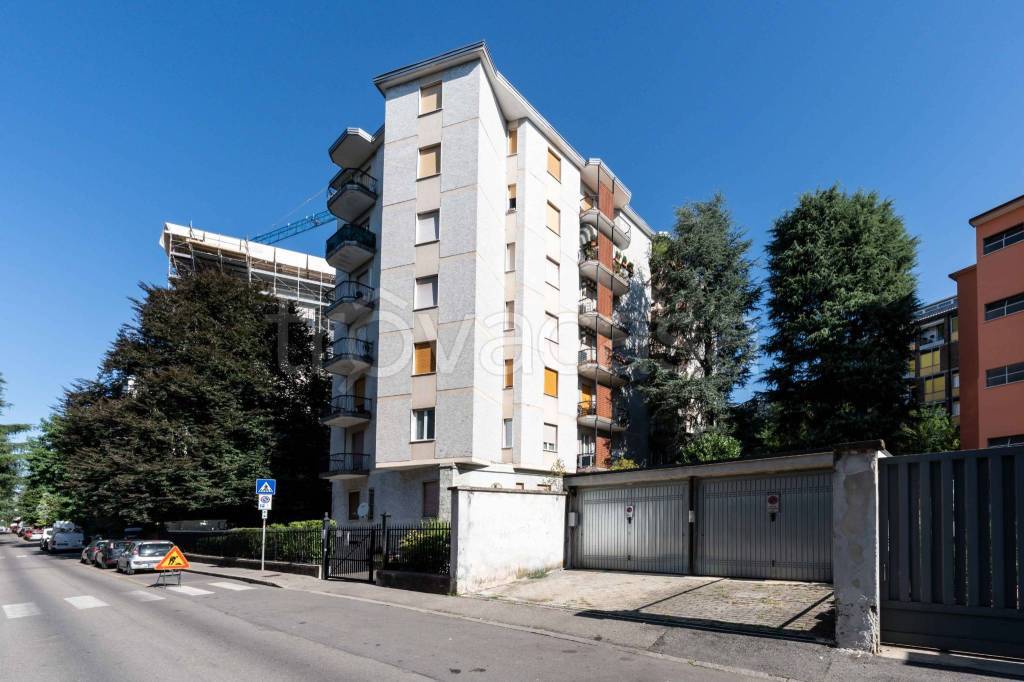 appartamento in vendita a Saronno
