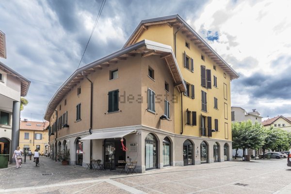 appartamento in vendita a Saronno