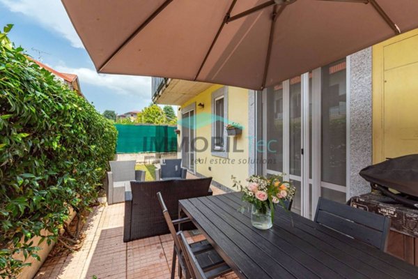 appartamento in vendita a Saronno