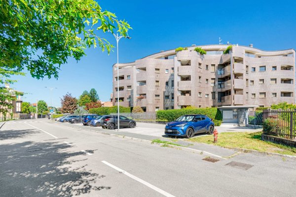 appartamento in vendita a Saronno