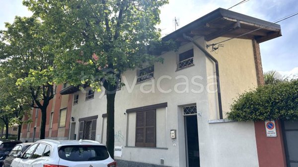 appartamento in vendita a Saronno