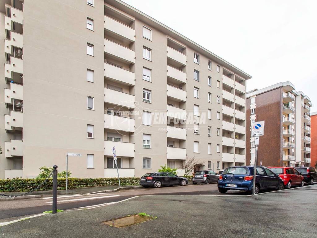 appartamento in vendita a Saronno