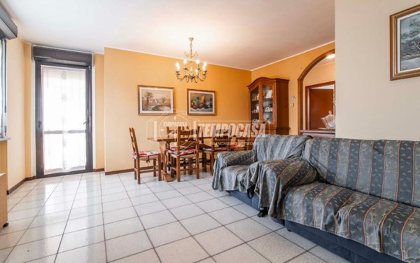 appartamento in vendita a Saronno