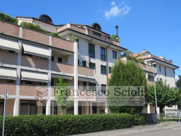 appartamento in vendita a Saronno