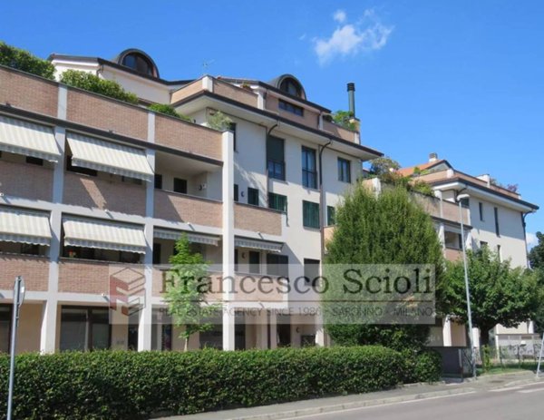 appartamento in vendita a Saronno