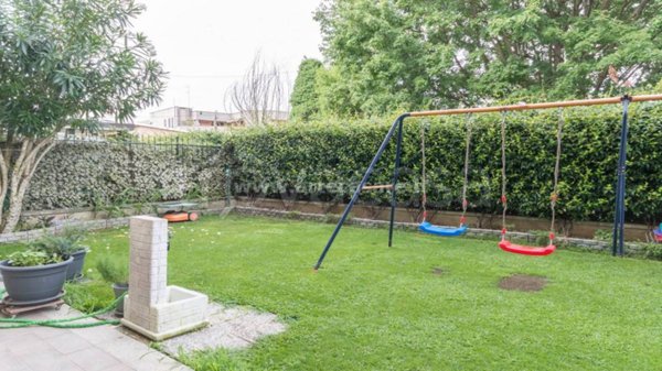 appartamento in vendita a Saronno