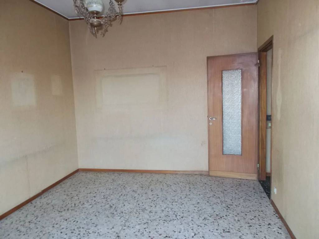 appartamento in vendita a Saronno