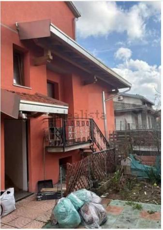 appartamento in vendita a Saronno