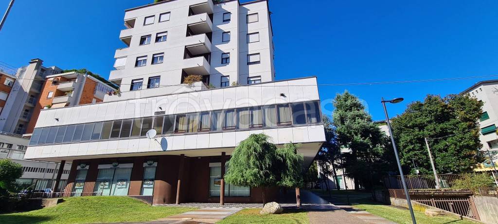 appartamento in vendita a Saronno