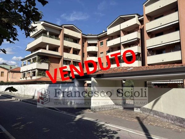 appartamento in vendita a Saronno