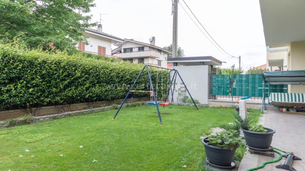 appartamento in vendita a Saronno