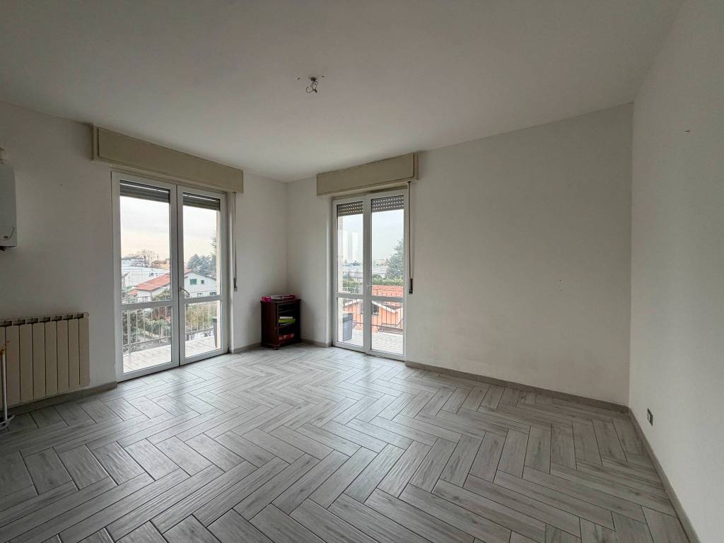 appartamento in vendita a Saronno