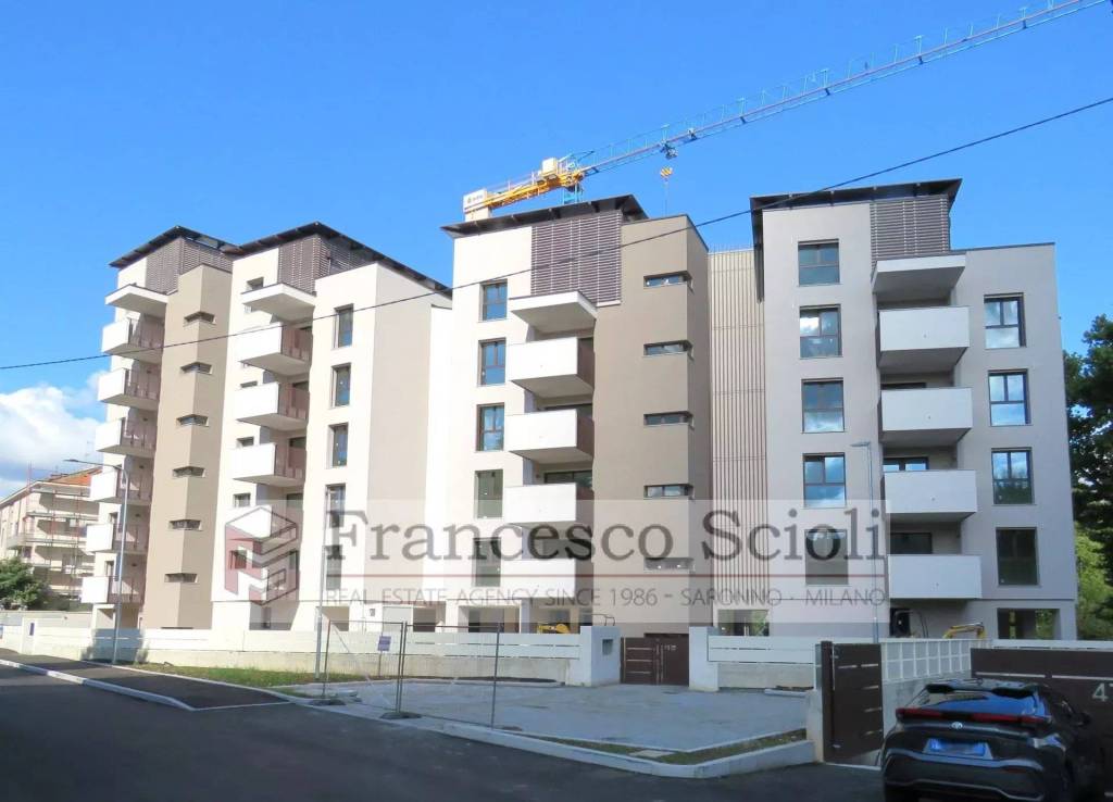 appartamento in vendita a Saronno