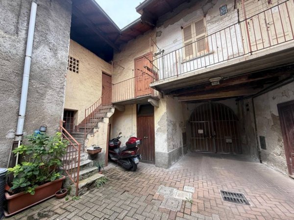 appartamento in vendita a Saronno