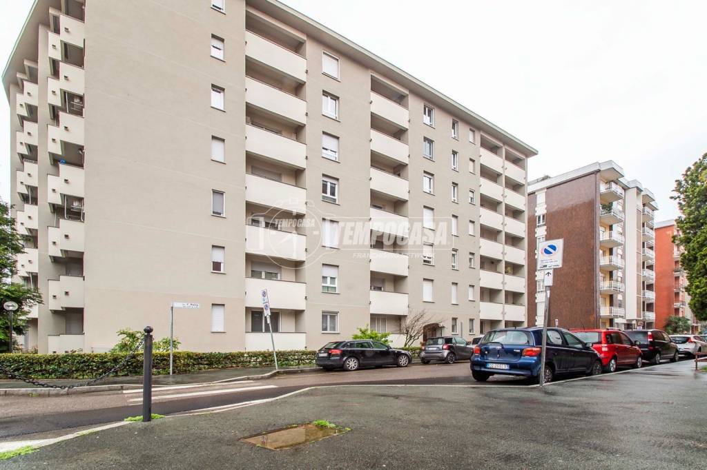 appartamento in vendita a Saronno