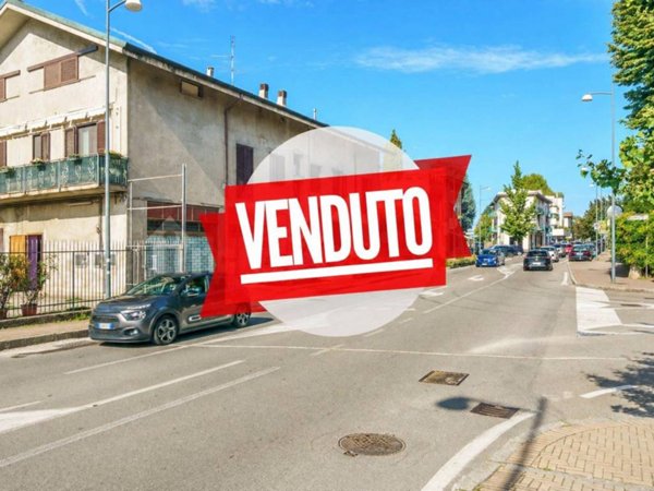 appartamento in vendita a Saronno