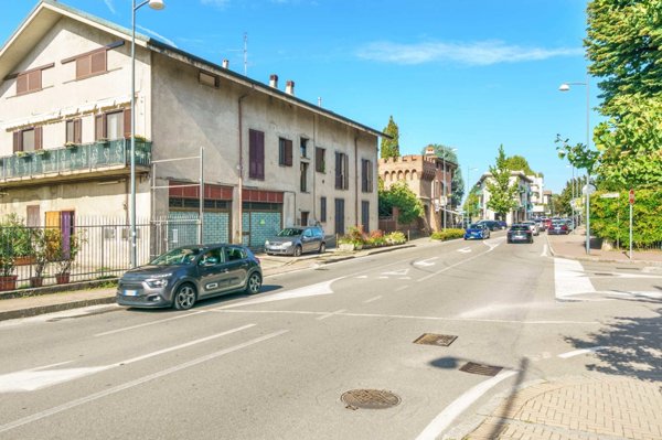appartamento in vendita a Saronno