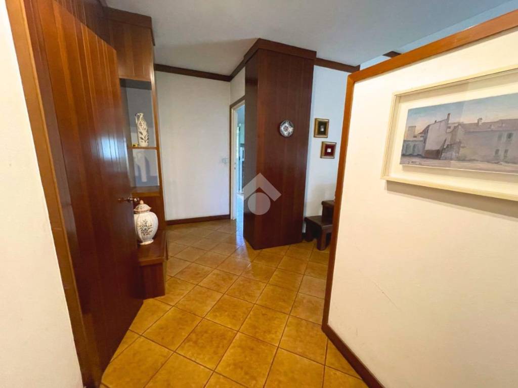 appartamento in vendita a Saronno