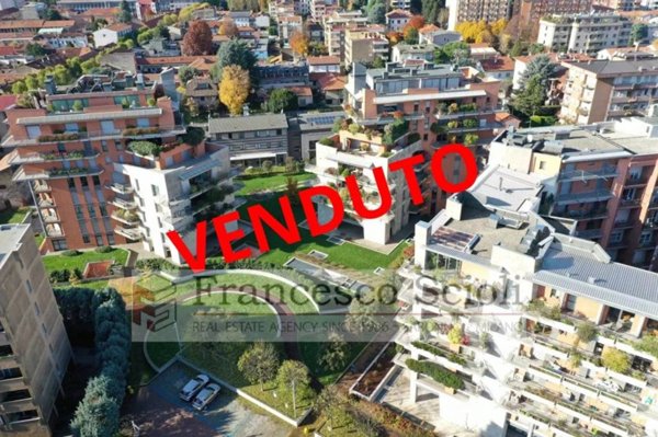 appartamento in vendita a Saronno