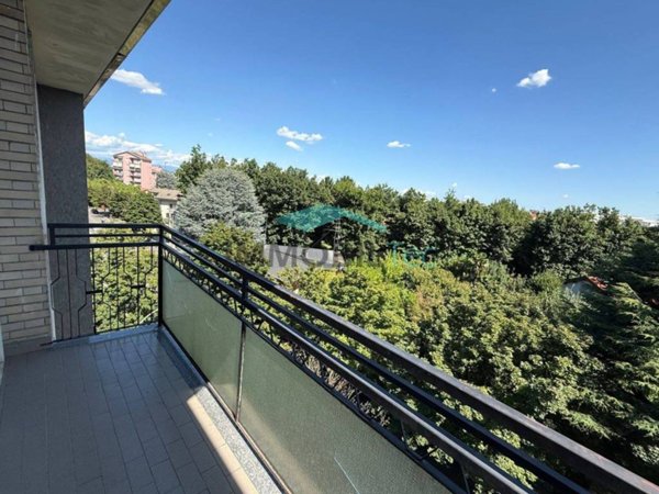 appartamento in vendita a Saronno
