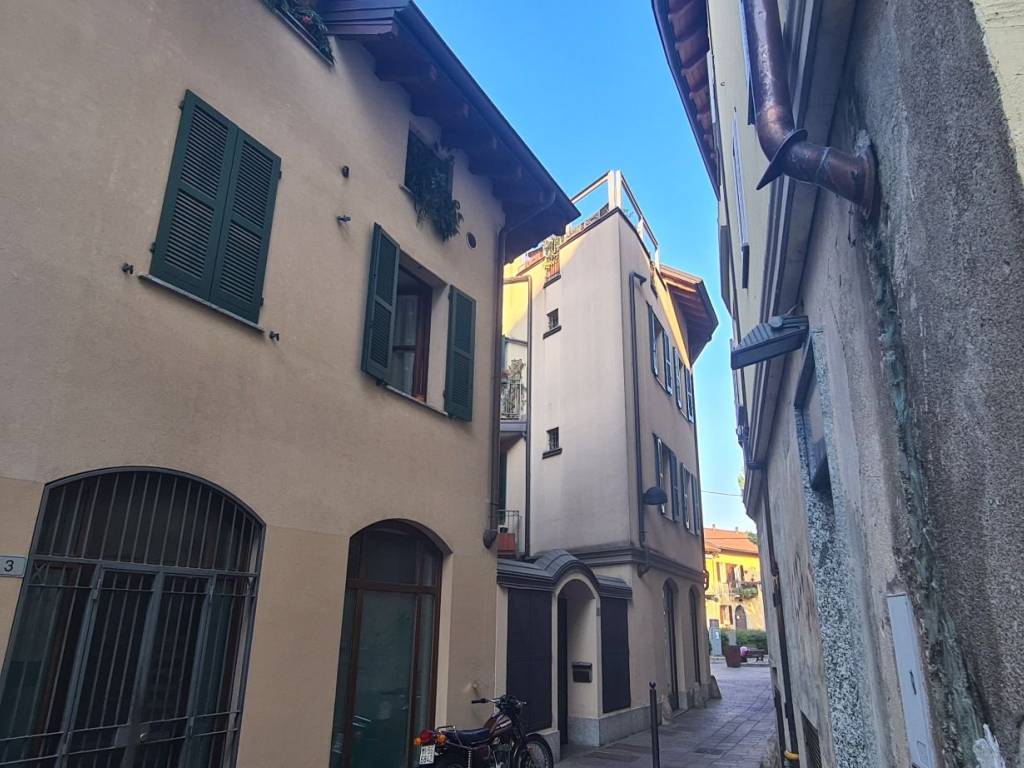appartamento in vendita a Saronno