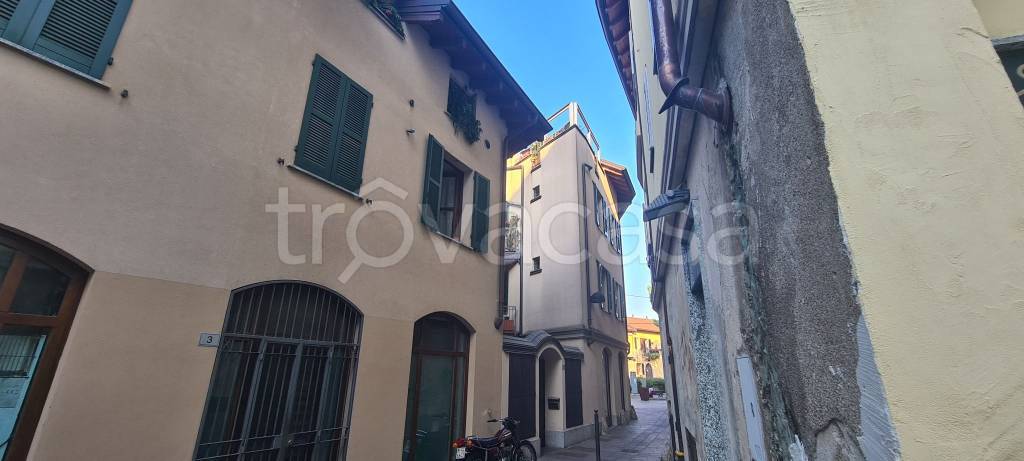 appartamento in vendita a Saronno