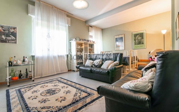 casa indipendente in vendita a Saronno