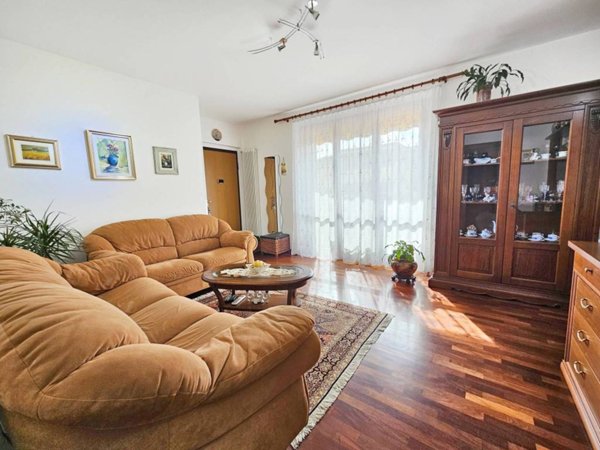 appartamento in vendita a Saronno