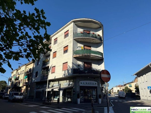 appartamento in vendita a Saronno