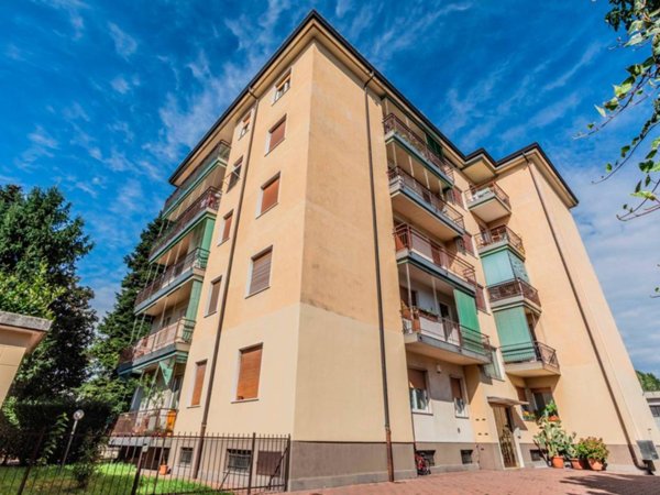 appartamento in vendita a Saronno