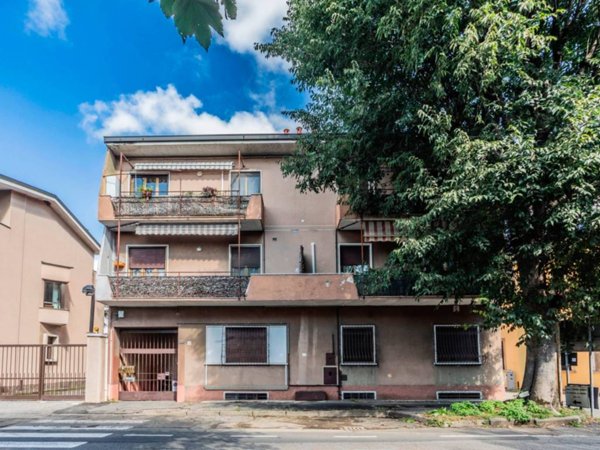 appartamento in vendita a Saronno