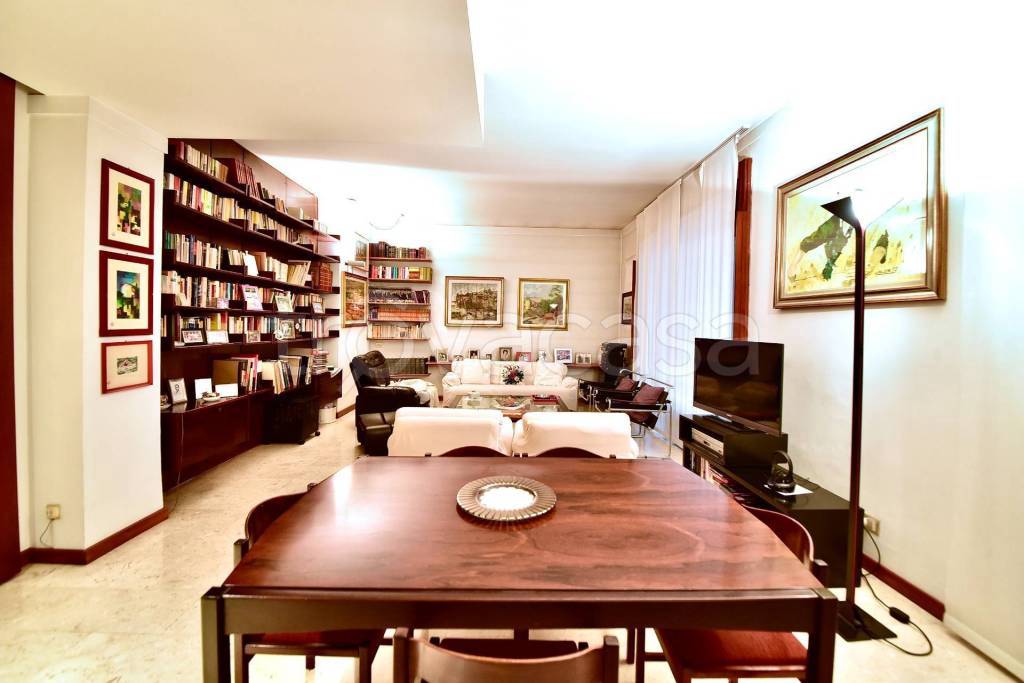 appartamento in vendita a Saronno