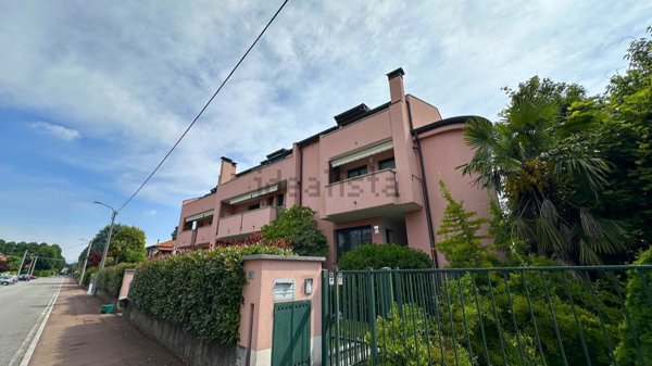 appartamento in vendita a Saronno